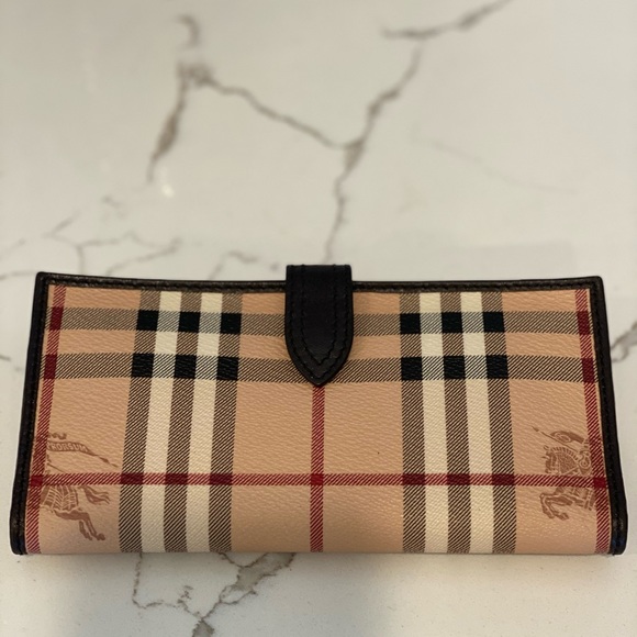 Burberry Wallet - Picture 3 of 6